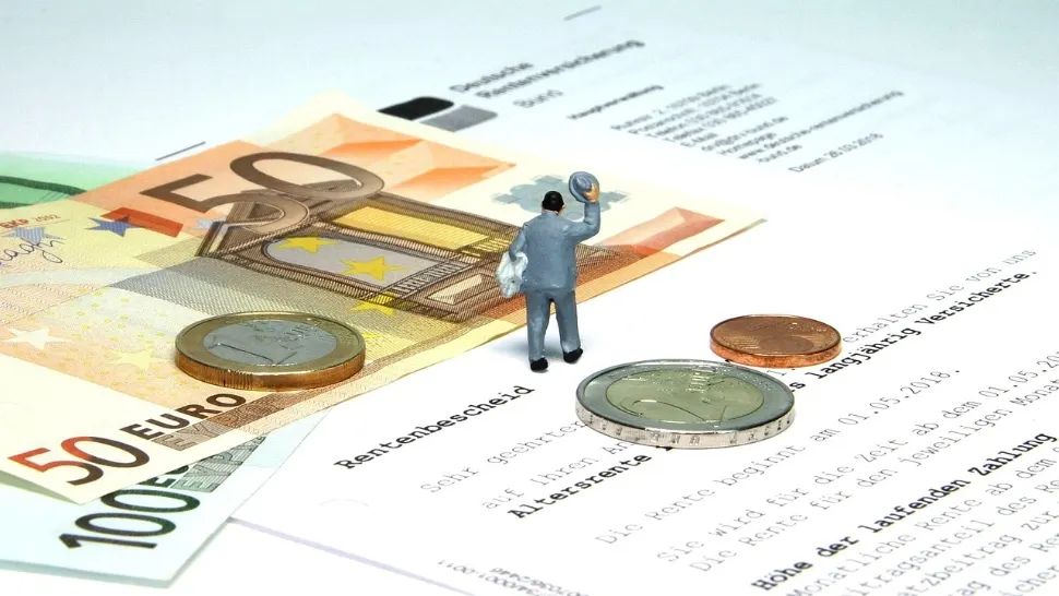 Schimbări majore, în Italia. Crește vârsta de pensionare, scade valoarea pensiei