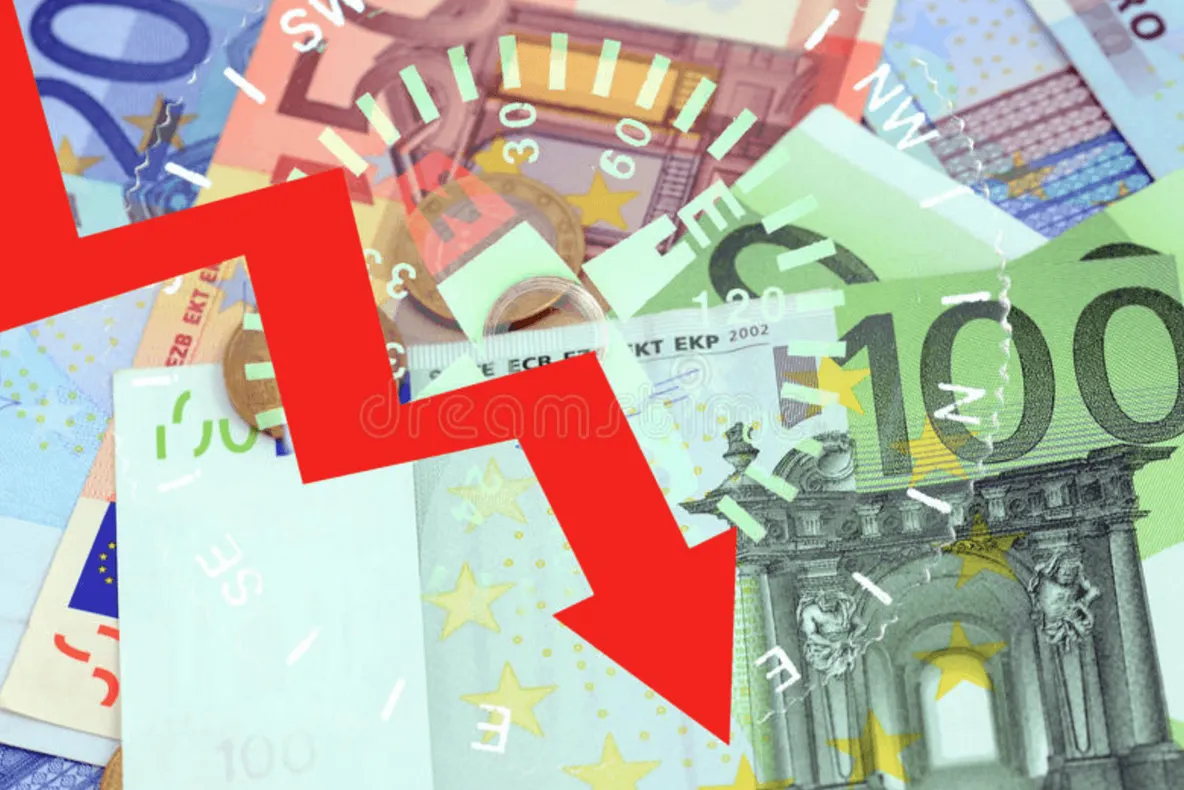Tensiunile din Italia împing Euro în a 5-a săptămână consecutivă de declin