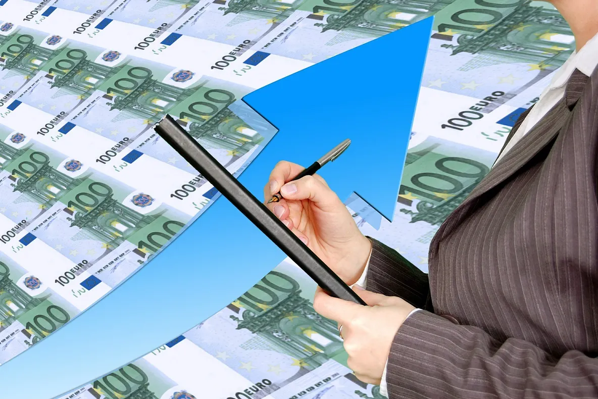 Creditele pentru populație au crescut cu 7,1% față de anul trecut