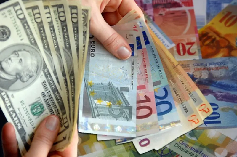 Leul se apreciază ușor la BNR, dar tot anemic rămâne