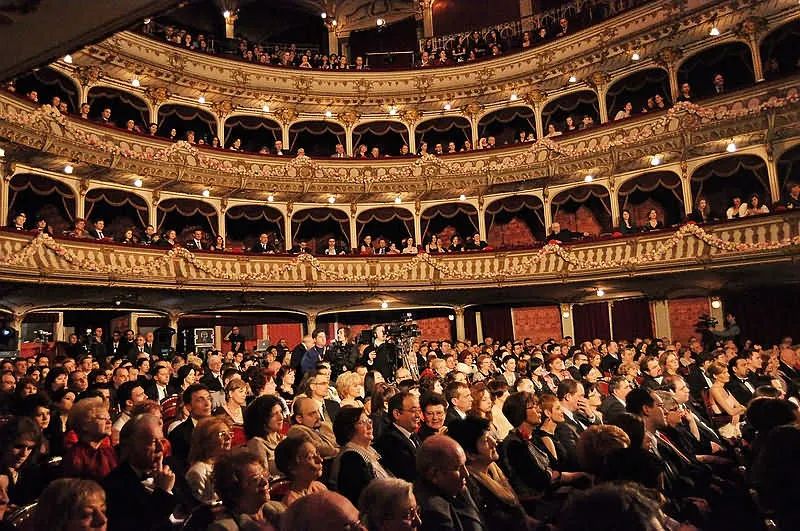 Salariații pot primi tichete culturale de la angajator