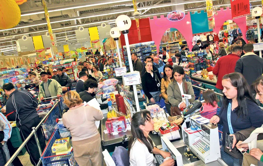 Se golește coșul: Comerțul a înregistrat o creștere de numai 1,1% în mai