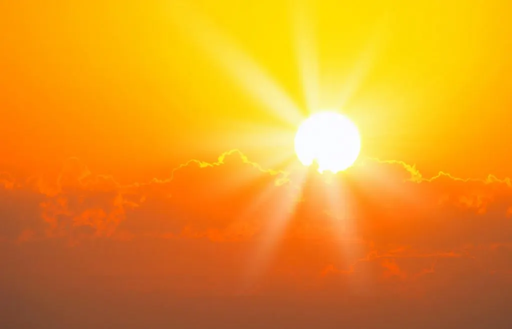 În weekend, zile de foc. Ce ne așteaptă în luna august ?