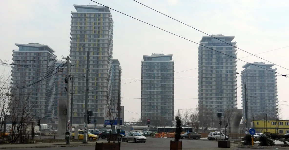 Numărul tranzacțiilor imobiliare a scăzut cu 17% în iulie față de iunie