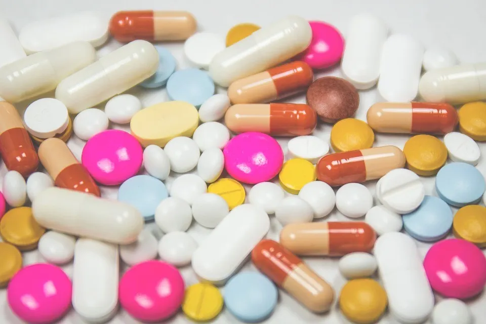Consiliul Concurenţei analizează piața medicamentelor fără prescripție