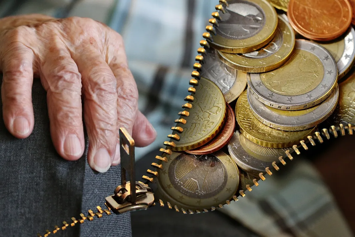 Banca care și-a propus să devină Amazonul sistemului bancar poate opera în Europa