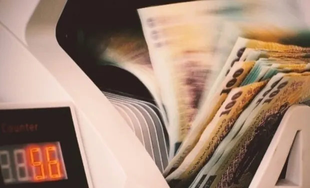 Euro aproape de un nou record istoric - 4.7619 lei