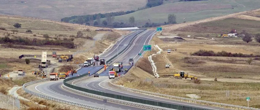 Un tronson din cea mai așteptată autostradă, gata înainte de termen