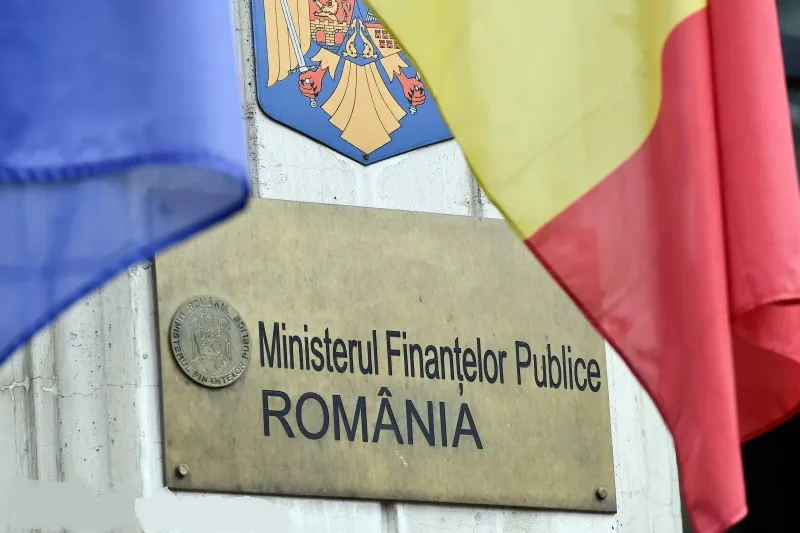 Ministerul Finanțelor mai împrumtă aproape 3,5 miliarde de euro în luna august