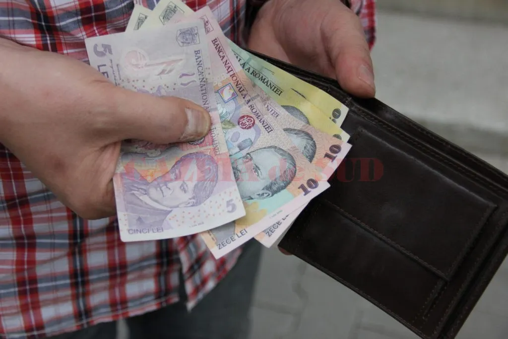 Septembrie. Cresc restanțele la creditele în lei, scad la cele în valută