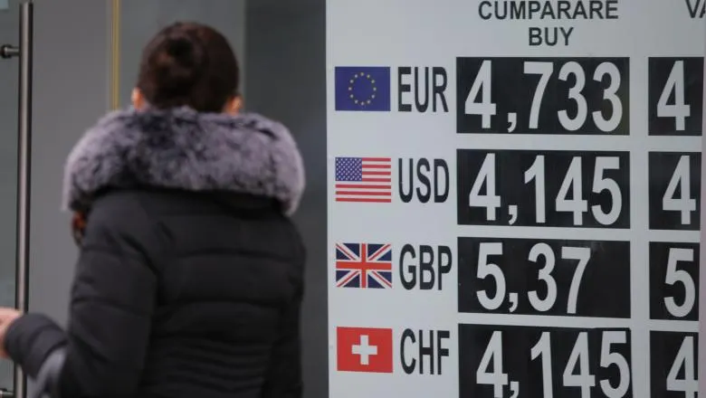 Euro a scăzut  ușor, în raport cu leul. Lira sterlină a scăzut, după o lungă perioadă de plus
