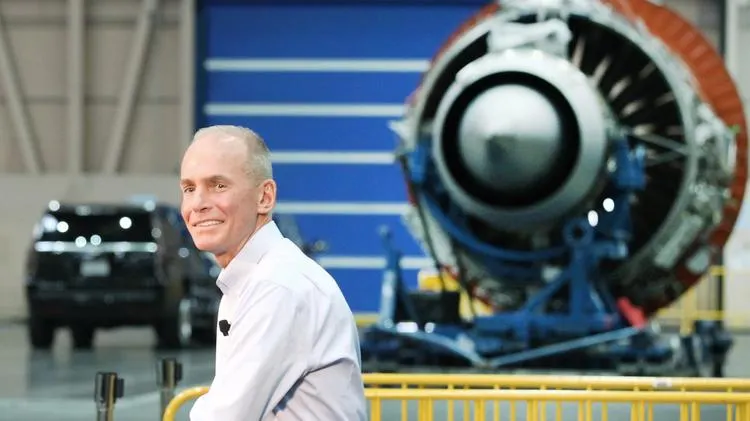 Șeful demis al Boeing va primi 62 milioane dolari, dar își pierde "bonusurile"