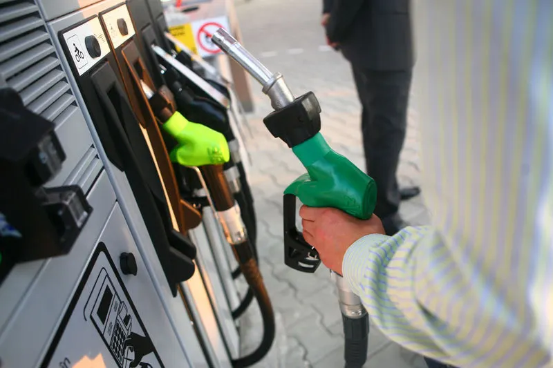 Surpriză neplăcută pentru șoferi în stațiile de benzină. Prețurile cresc din nou