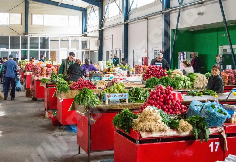 Târgurile și piețele din interior rămân DESCHISE