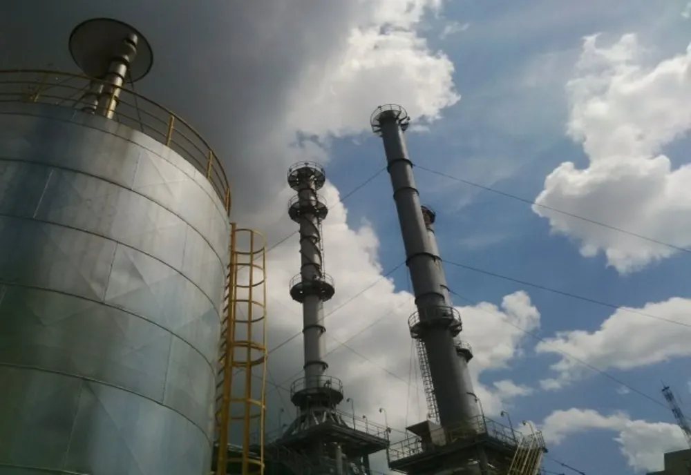 Guvernul a alocat 300 de milioane de lei pentru termoficarea mai multor municipii. Edilii au cerut 2 miliarde