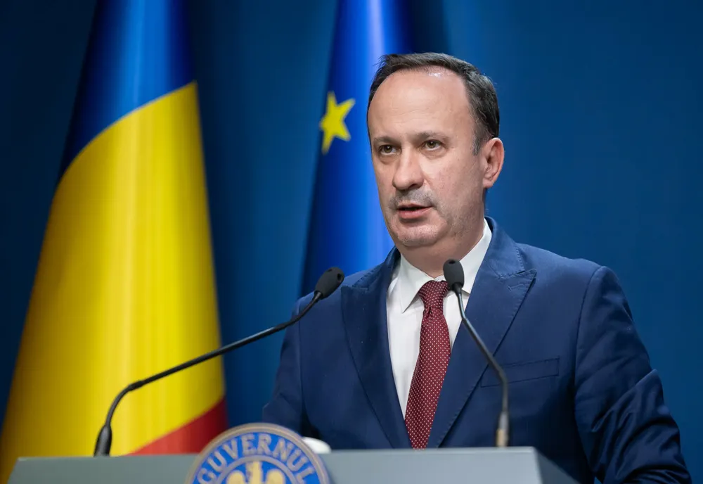 Adrian Câciu, despre limitarea folosirii cash-ului: Poți cheltui un milion de lei pe zi, te duci la mai mulți comercianți și dai 5.000 de lei la fiecare
