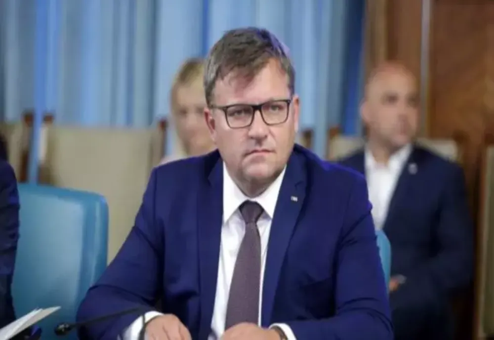 Guvernul, un pas înapoi în criza din Învățământ. Marius Budăi, mandat să discute concret majorările salariale