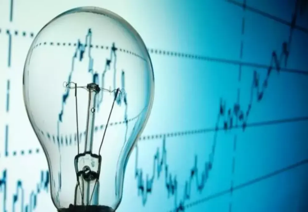 Românii ar putea plăti facturi duble după eliminarea PLAFONĂRII la energie electrică - ANALIZĂ