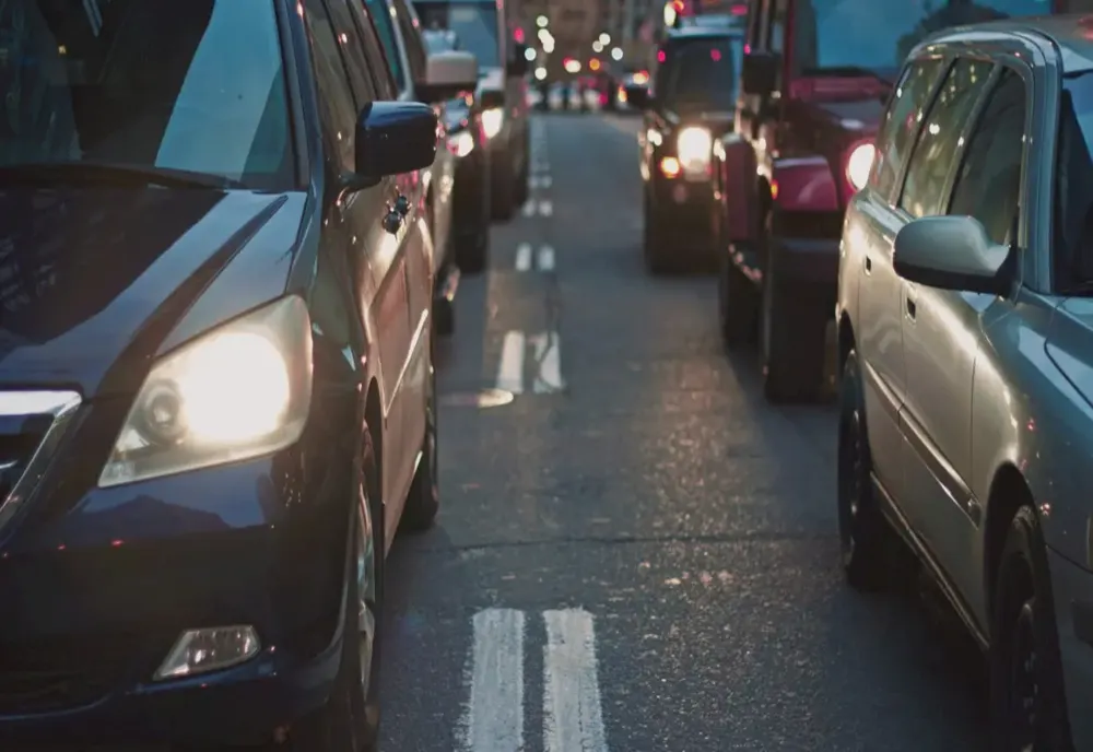 Se schimbă modul de tarifare pe drumuri și autostrăzi. Cum vor fi taxați șoferii de acum înainte. Anunțul CNAIR