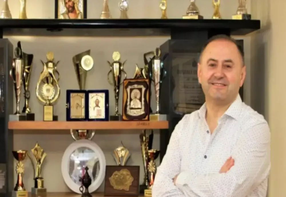 Afaceristul Fănel Bogos va primi despăgubiri de peste trei milioane de lei. Lovitură de teatru în dosarul unde apare numele lui Bolojan