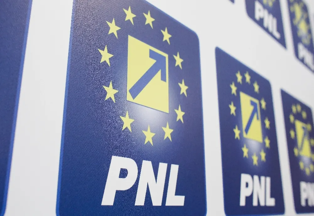 Ședință de urgență la PNL. Legea salarizării și legea ANI, pe masa liberalilor