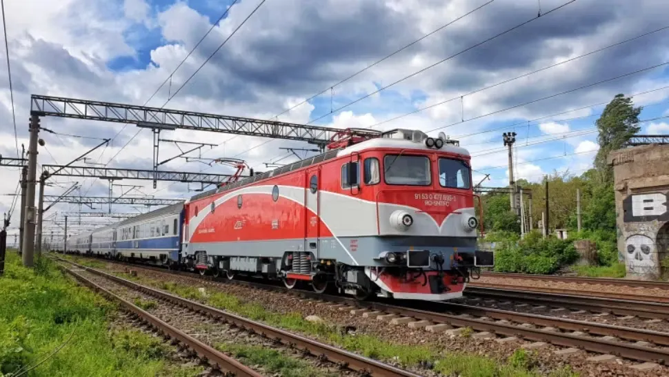 Întârzieri uriașe la trenuri, în plină caniculă. Cursa Craiova-București a ajuns să întârzie mai mult decât durează drumul