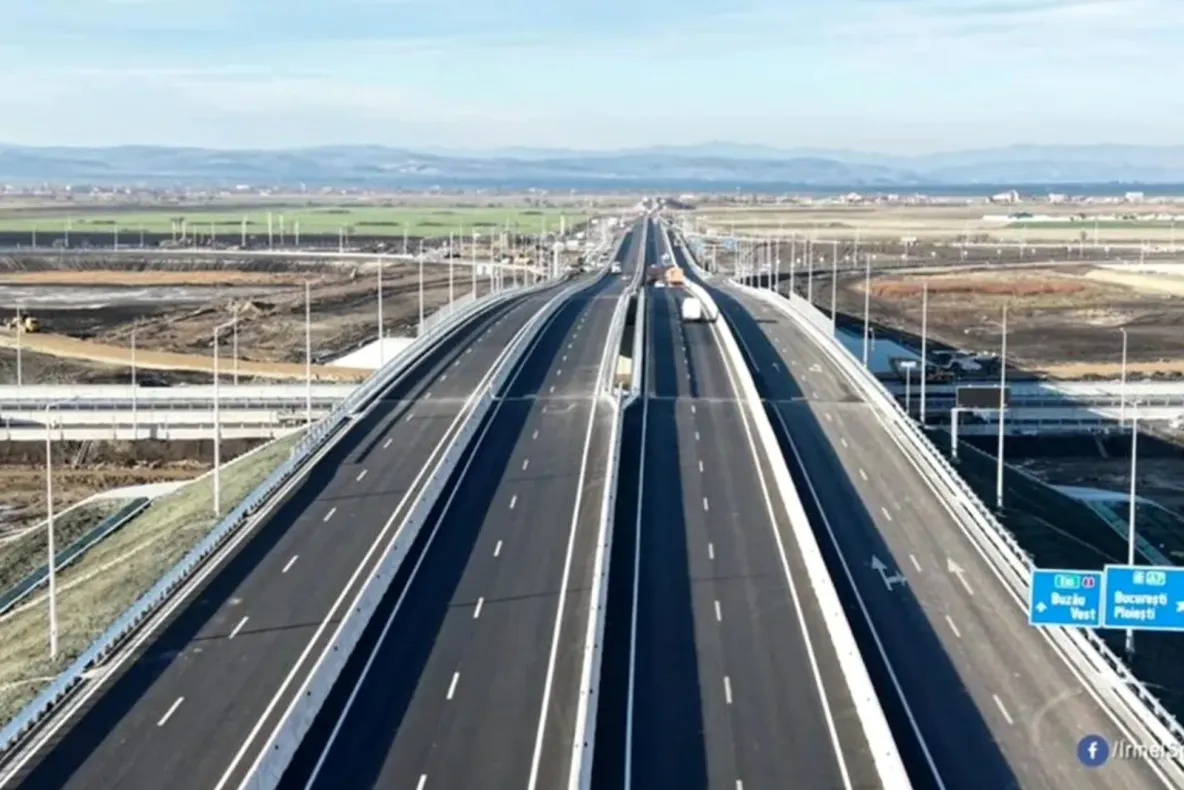 Tarifele pentru rovinietă și sistemul TollRo se aplică de la 1 octombrie 2026. Ce se schimbă pentru șoferi și transportatori