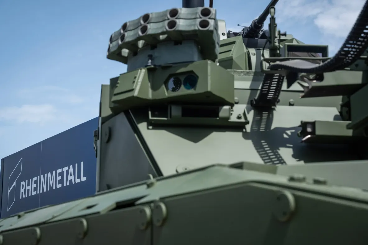 Afacerea SAFE: Rheinmetall, ales de guvernul Bolojan înainte ca legea să existe. Contracte de miliarde de euro, transparență zero