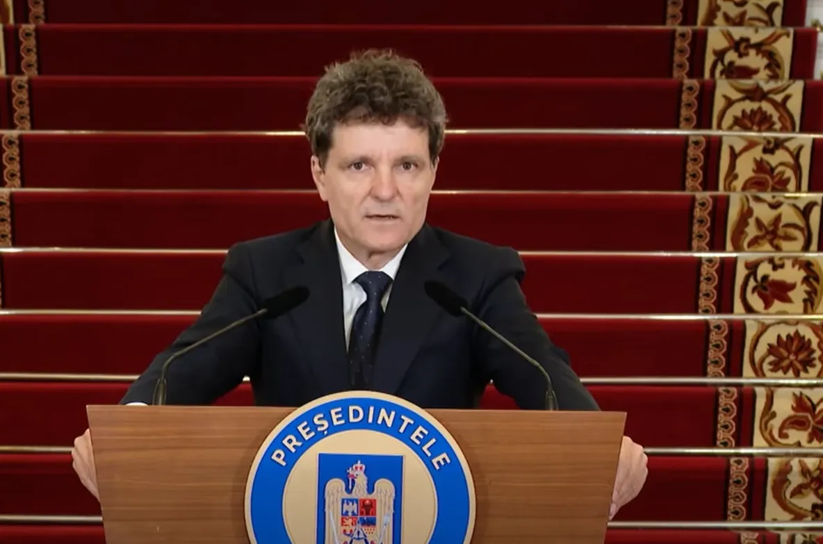 Nicușor Dan, după ce Fitch a păstrat ratingul de țară: „În ciuda zgomotului politic, România funcționează”