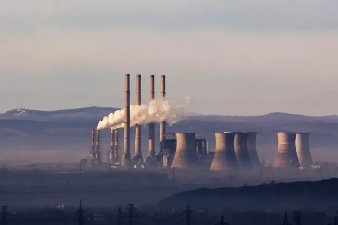 CE Oltenia: 18 licitații pentru energia electrică din 2027 și 2028, anulate pe piața OPCOM