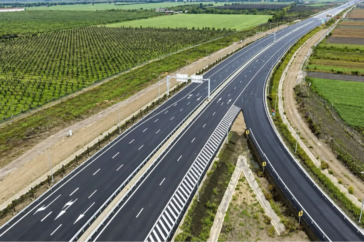 Transportatorii amenință cu proteste din cauza TollRo. Amenzile pot ajunge la 2.000 de lei