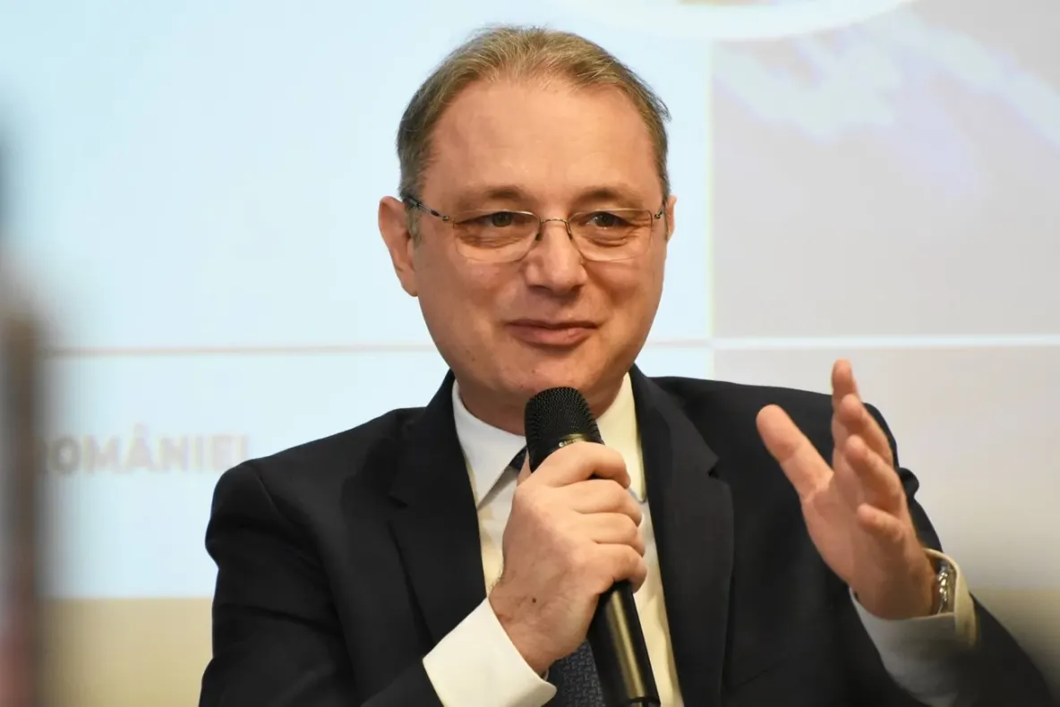 Luca Niculescu, declarații după întâlnirea cu liderii PSD: "Misiunea mea este să construiesc punți. Am văzut deschidere în a găsi soluții"