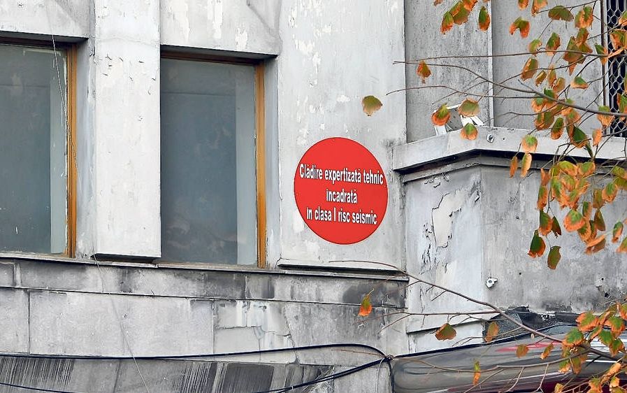 Reguli noi de la Primăria Capitalei. Ce pățesc bucureștenii care ignoră notificările de reabilitare a imobilelor
