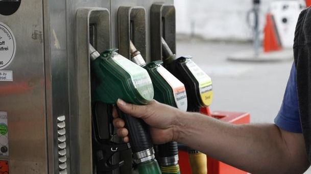 Scumpiri la pompă. Ministrul Finanțelor explică de ce nu scade acciza la benzină și motorină