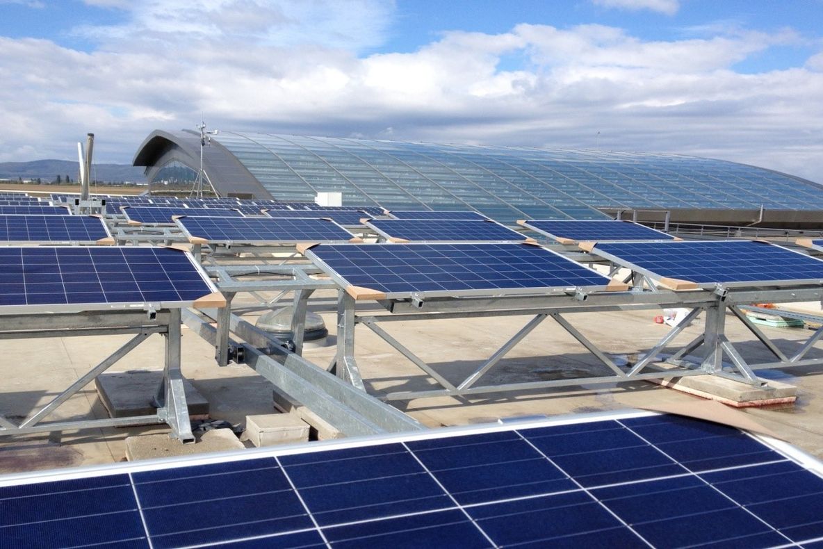 3 din 10 firme din România trec în prețuri costurile la utilități, ignorând factura la utilități