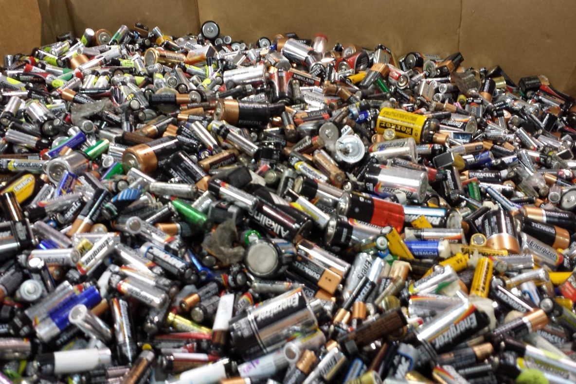 România, amenințată de o procedură de INFRINGEMENT. Sunt vizate mari gropi de gunoi, inclusiv una de lângă București