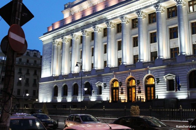 Prudență, prudență la BNR, dar inflația tot a crescut