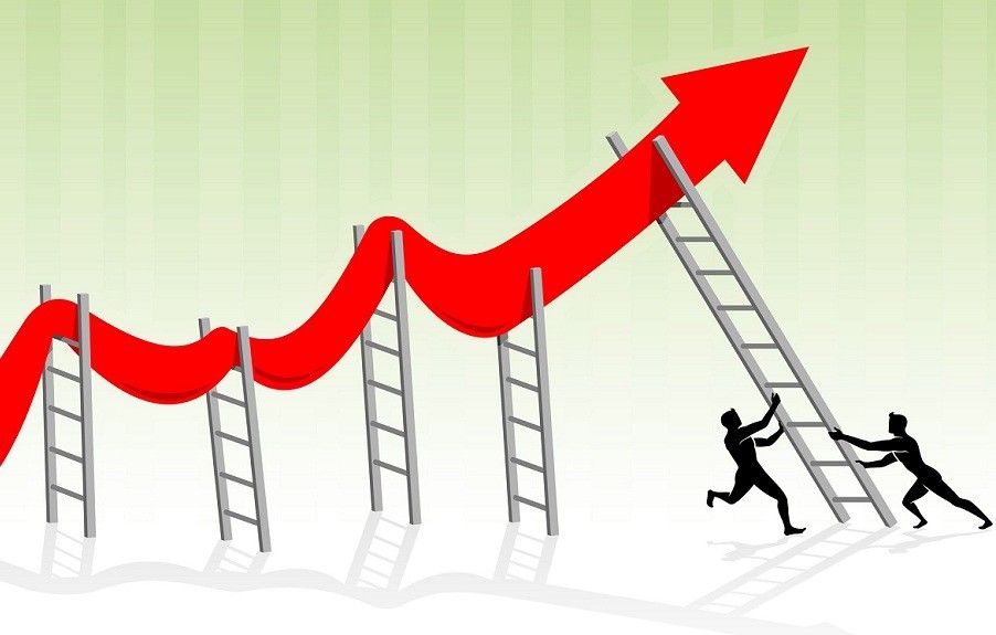 Sondaj: Creșteri în comerț și servicii, dar și scumpiri în perioada septembrie - noiembrie