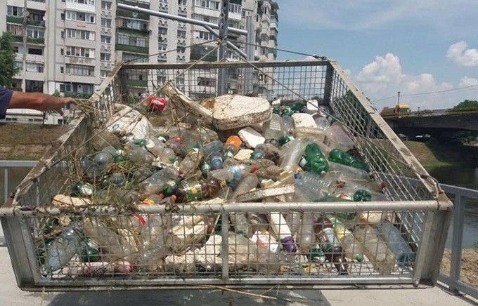 România reciclează de 8 ani doar 14% din deșeurile municipale