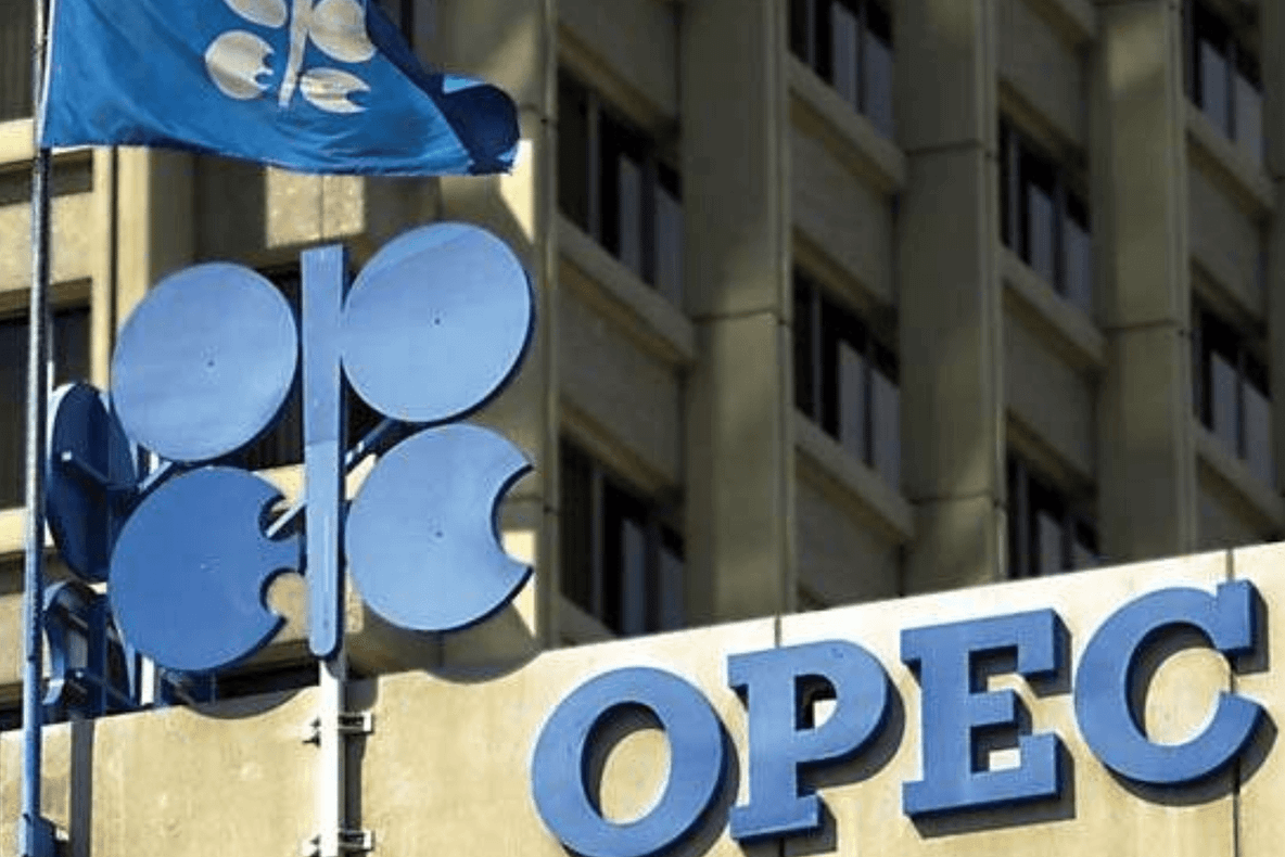 Arabia Saudită vrea să crească producția de țiței pentru a nu pierde clienți