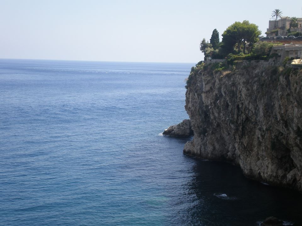 Diferențe: Românii nu călătoresc pentru că n-au bani, suedezii pentru că n-au chef