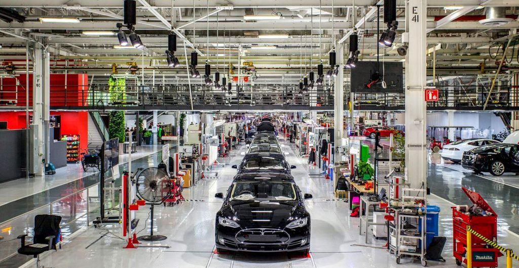 Tesla își face fabrică în Germania
