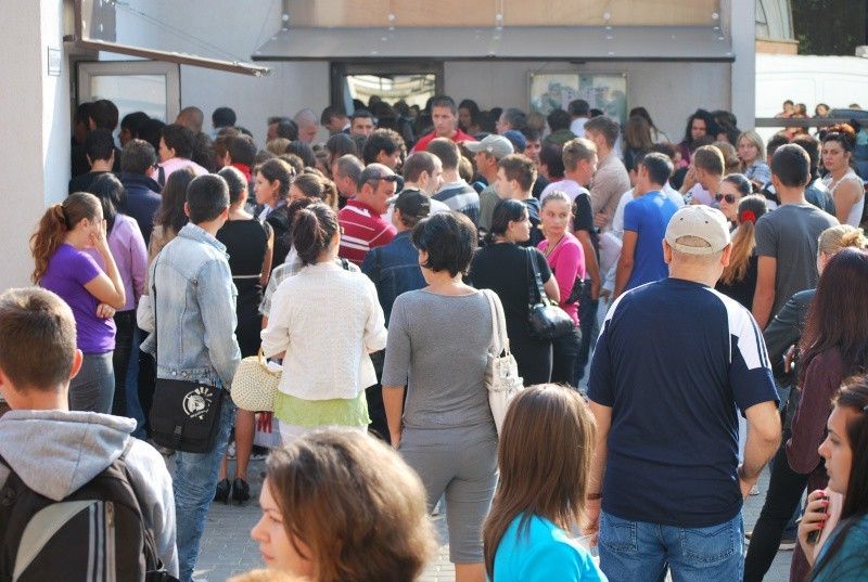 ACUE: Modificarea arbitrară a legislației muncii va lovi în economie