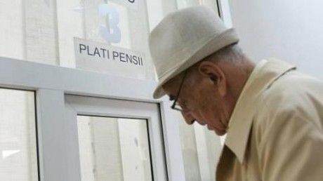 Pensiile în aer! Un senator PNL anunță apocalipsa!