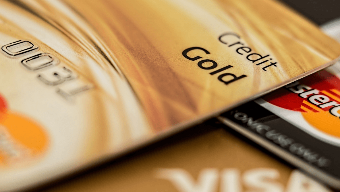 Ce faci când nu ai bani de mâncare ? Faci un credit !