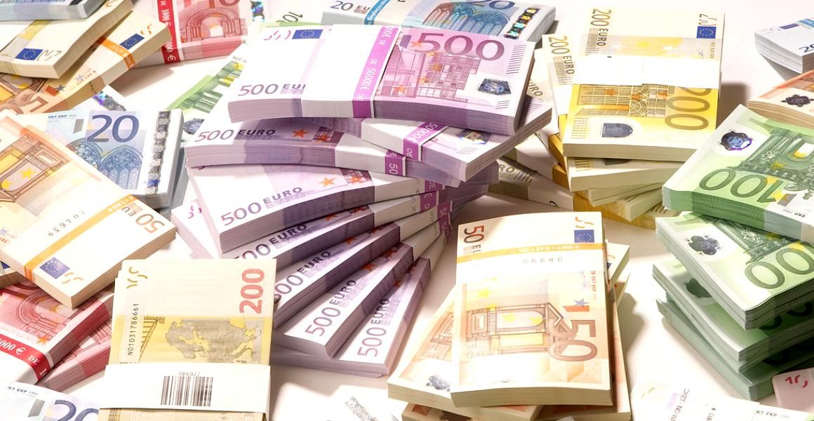 Deficitul balanței de plăți, după 8 luni, crește cu 40%, la 6,6 miliarde euro