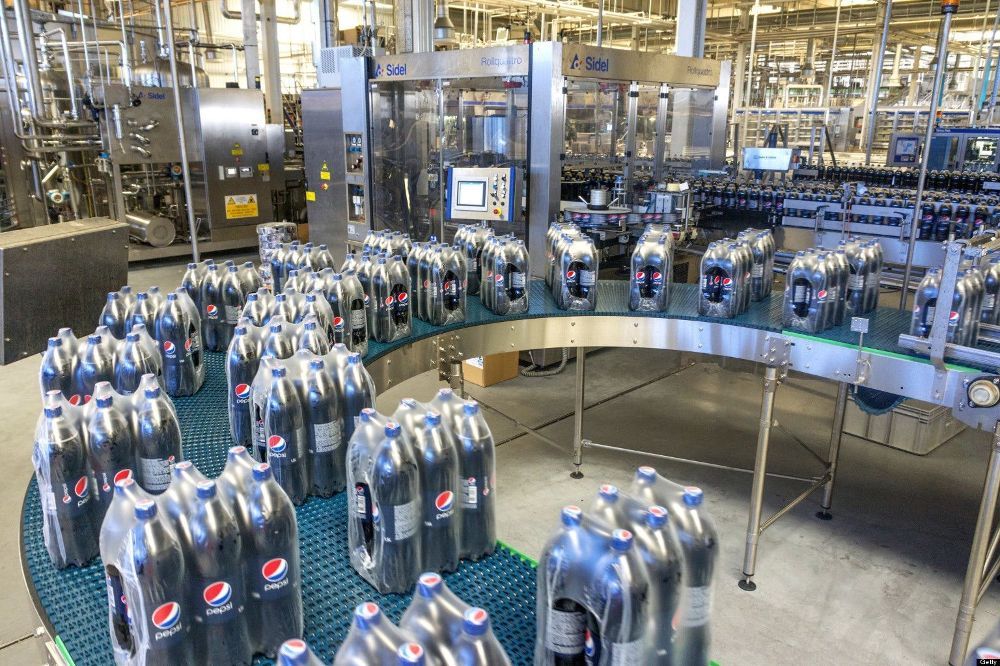 Vom bea Pepsi din sticle de plastic (PET) reciclate