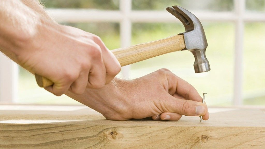 Tot pe loc, pe loc, pe loc ! BNR bate euro în cuie, la 4,63. ROBOR, pe topogan.