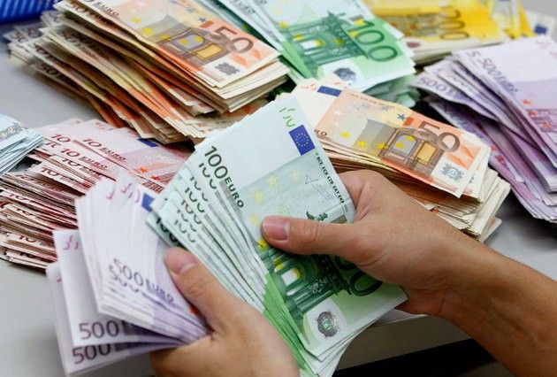 Leul s-a apreciat luni față de euro. 4,6596 lei, în cotațiile BNR