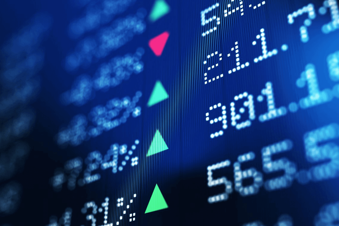 Care este cea mai tranzacționată companie listată la Bursa de la București?